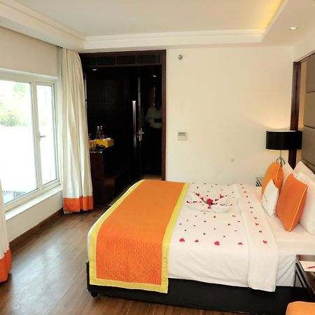 Zone By The Park , Bani Park Jaipur Hotel Exterior photo