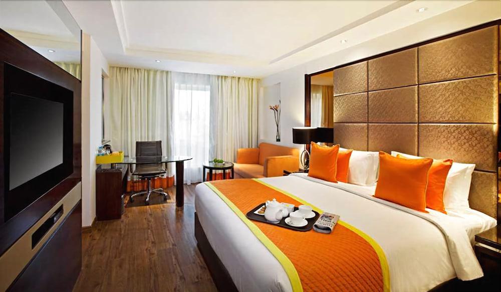 Zone By The Park , Bani Park Jaipur Hotel Exterior photo