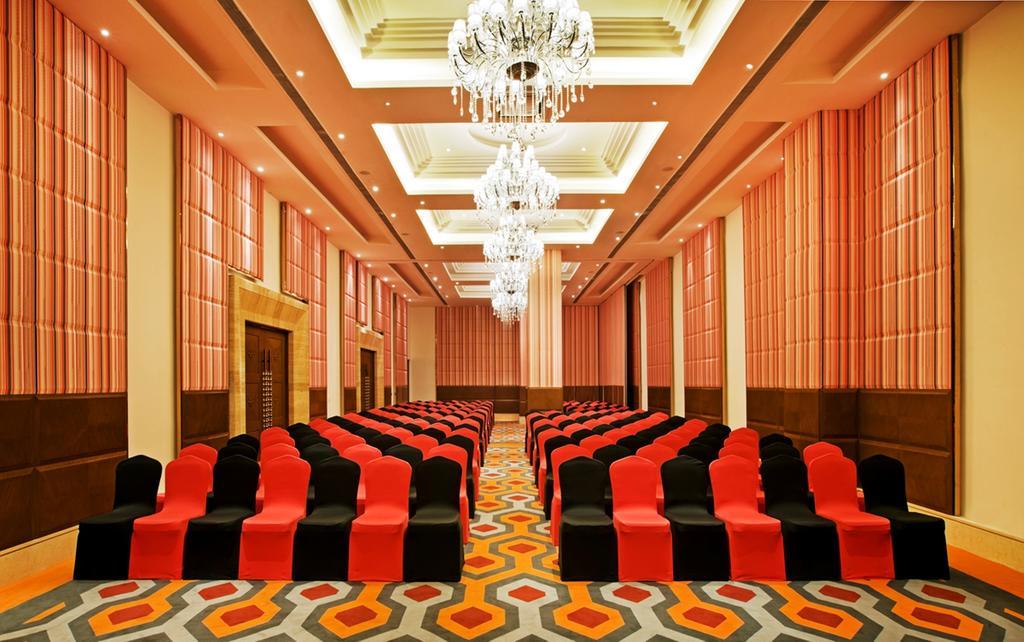Zone By The Park , Bani Park Jaipur Hotel Exterior photo