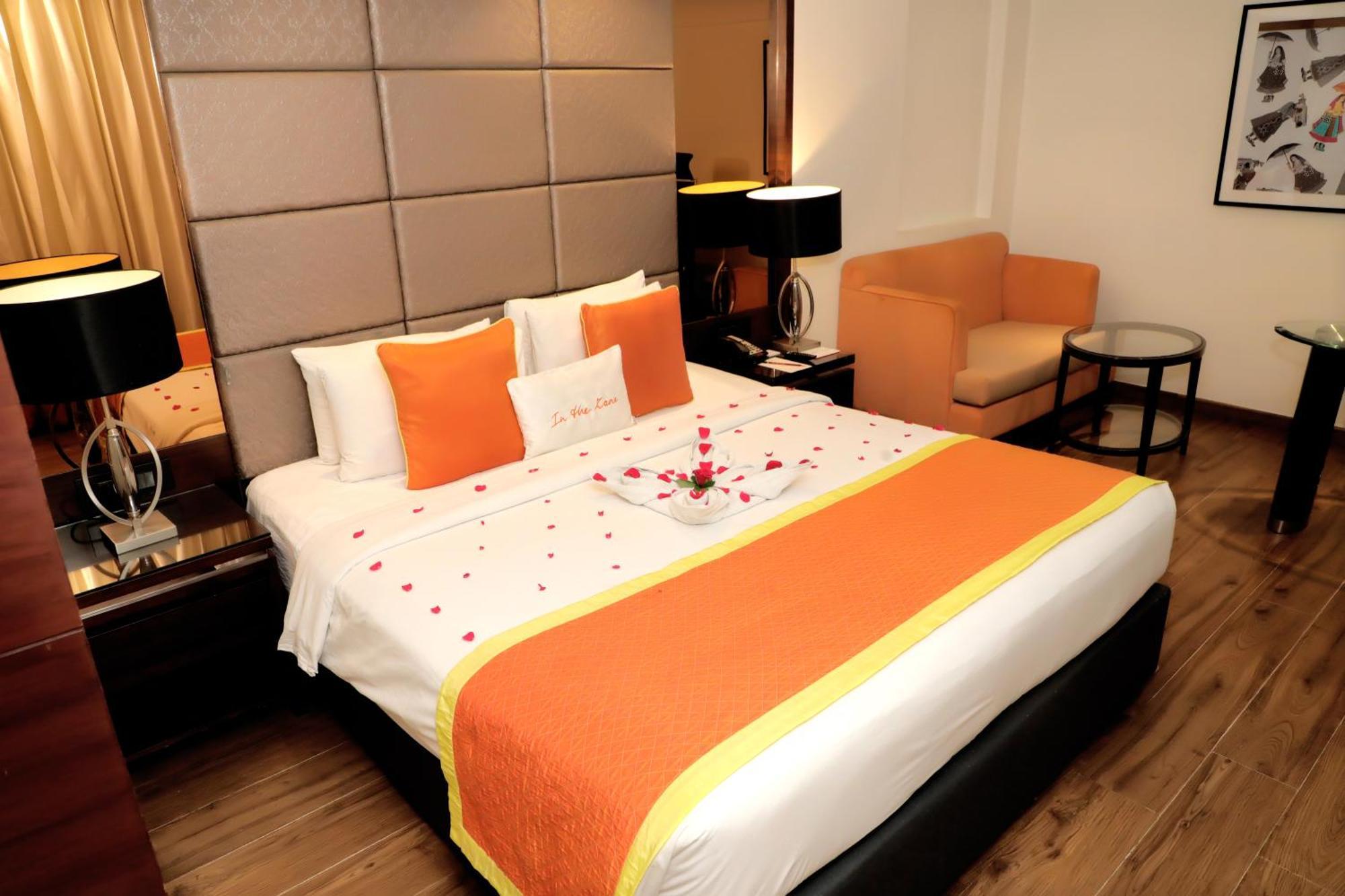 Zone By The Park , Bani Park Jaipur Hotel Exterior photo