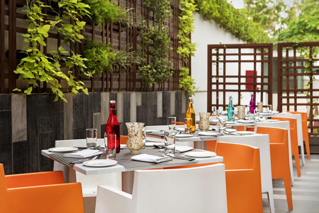 Zone By The Park , Bani Park Jaipur Hotel Exterior photo