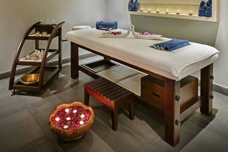 Zone By The Park , Bani Park Jaipur Hotel Exterior photo