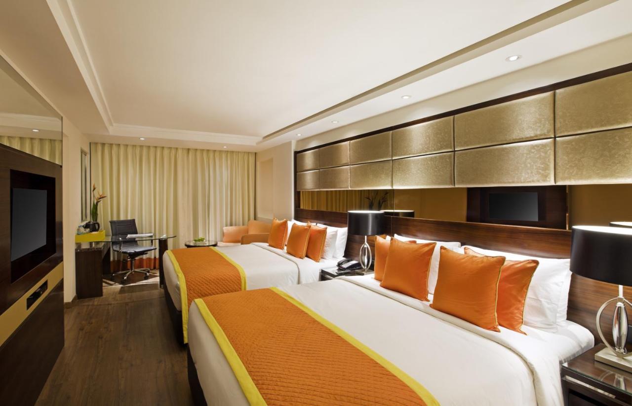 Zone By The Park , Bani Park Jaipur Hotel Exterior photo